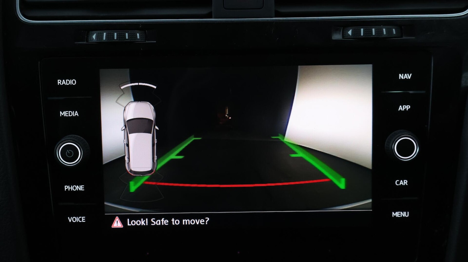 Used Volkswagen Golf 2019 for sale - 76592616: Photo 24