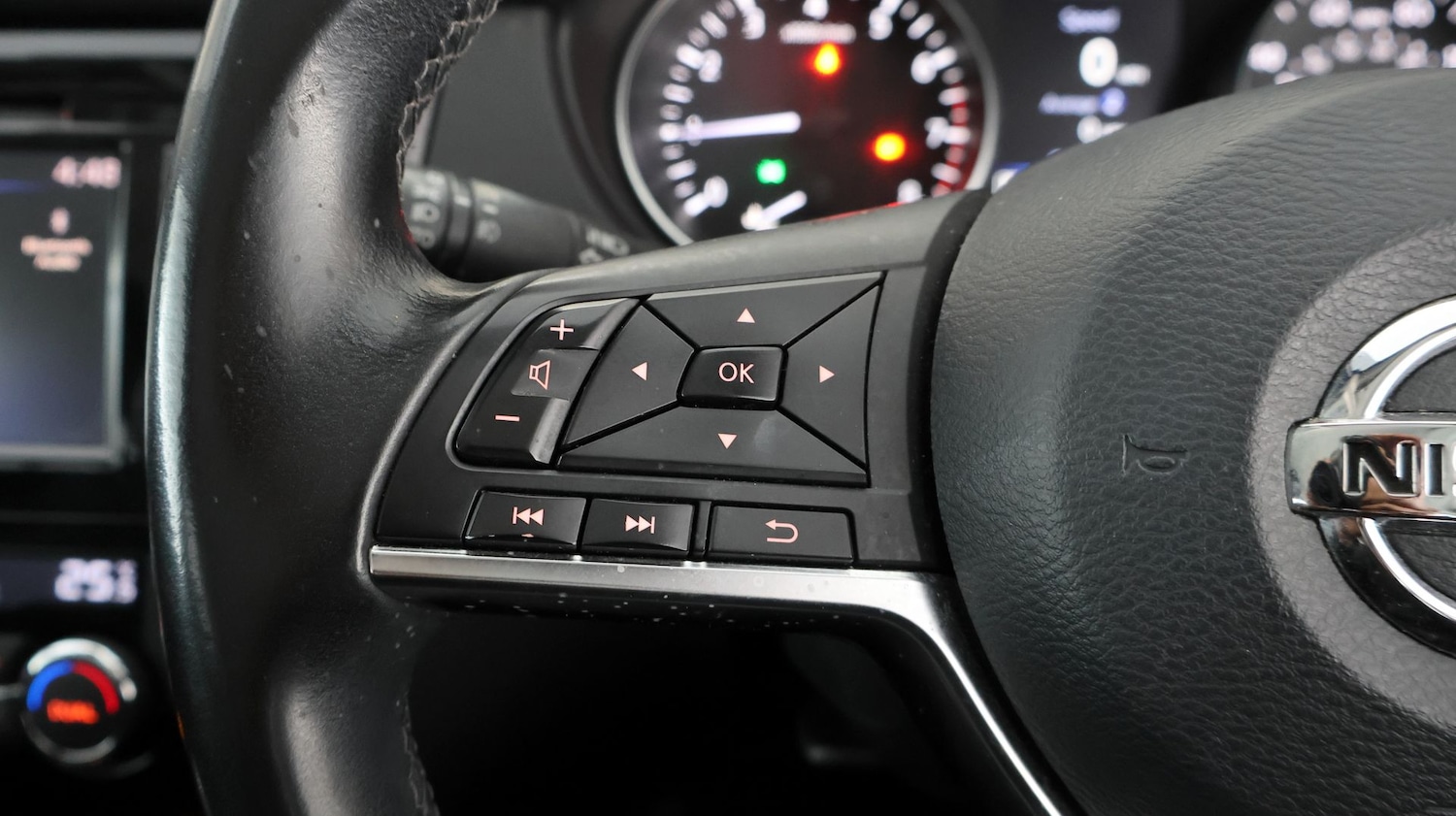 Used Nissan Qashqai 2020 for sale - 77891822: Photo 20