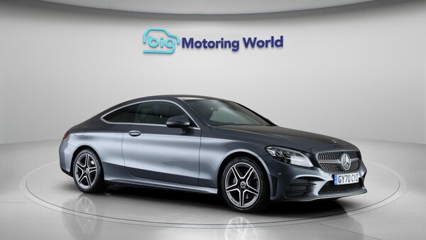 Used Mercedes-Benz C Class 2020 for sale - 76318173: Photo 2