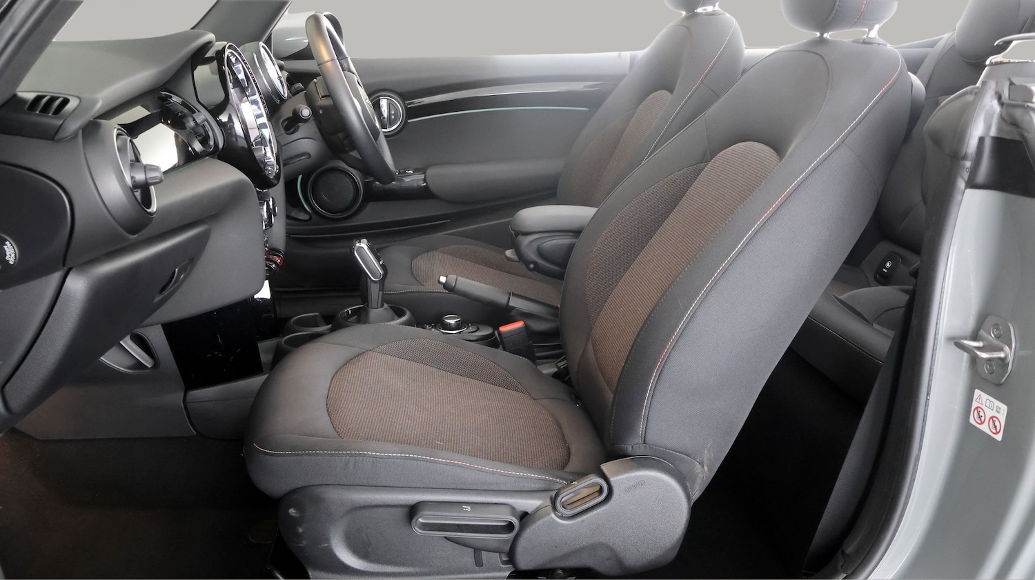 Used MINI Convertible 2022 for sale - 77637039: Photo 13