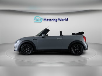Used MINI Convertible 2022 for sale - 77637039: Photo