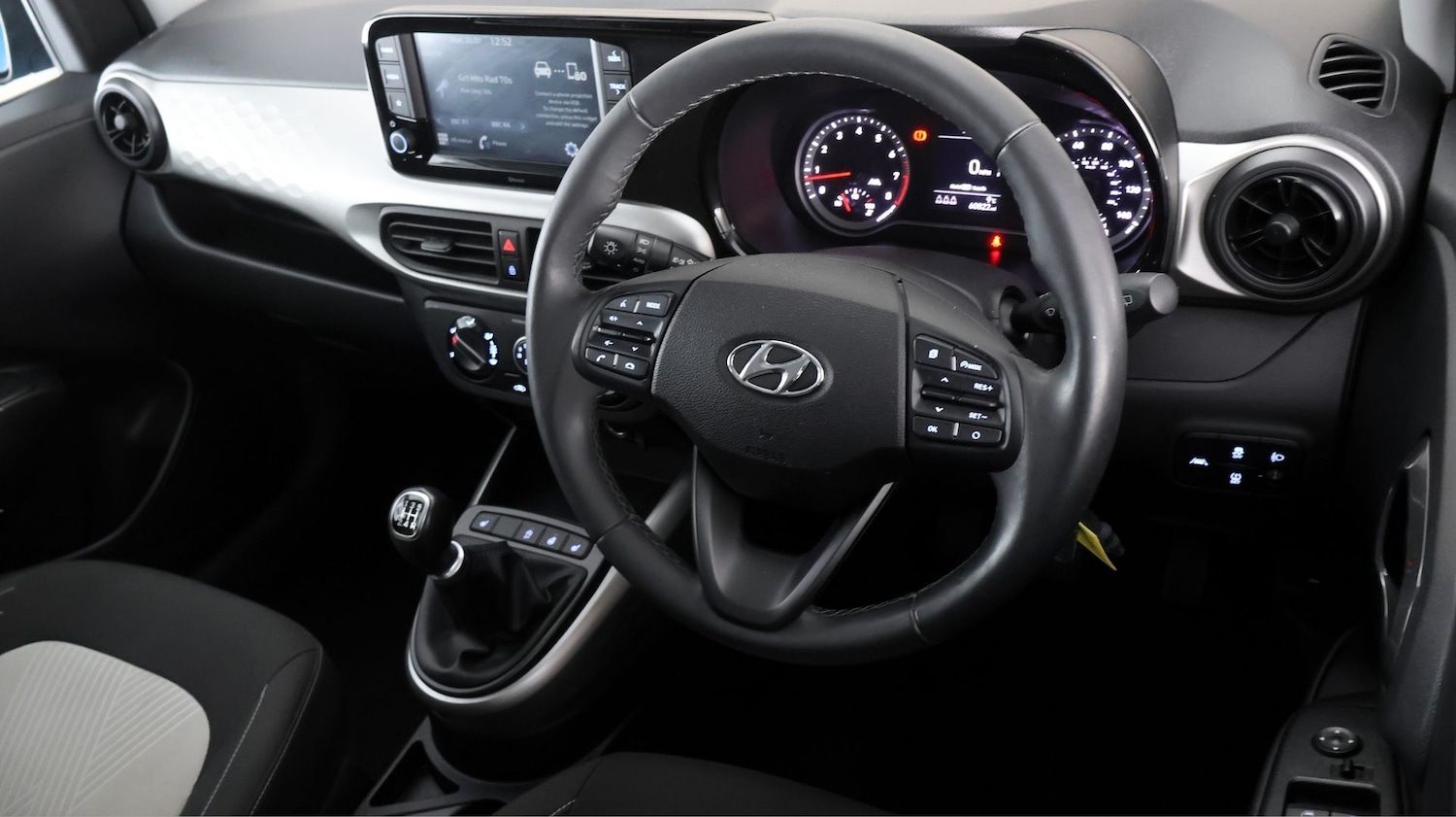 Used Hyundai i10 2020 for sale - 77328945: Photo 9