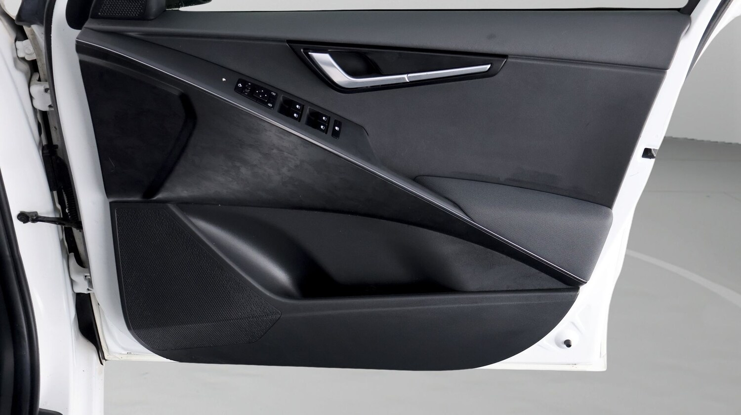 Used Kia Niro 2023 for sale - 77690942: Photo 15