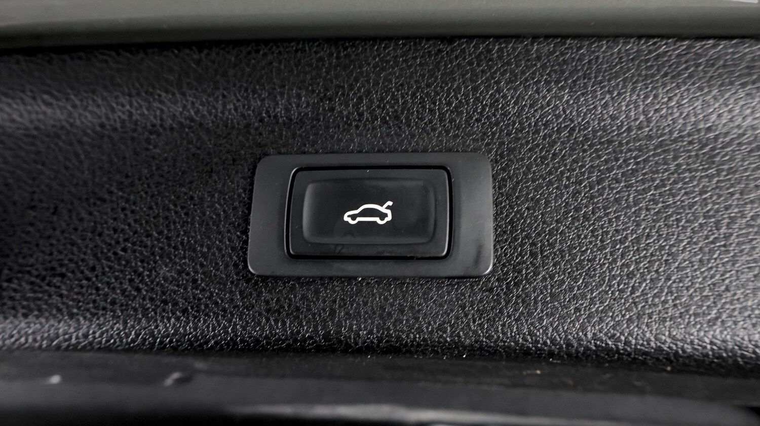 Used Audi Q3 for sale - 77181981: Photo 23