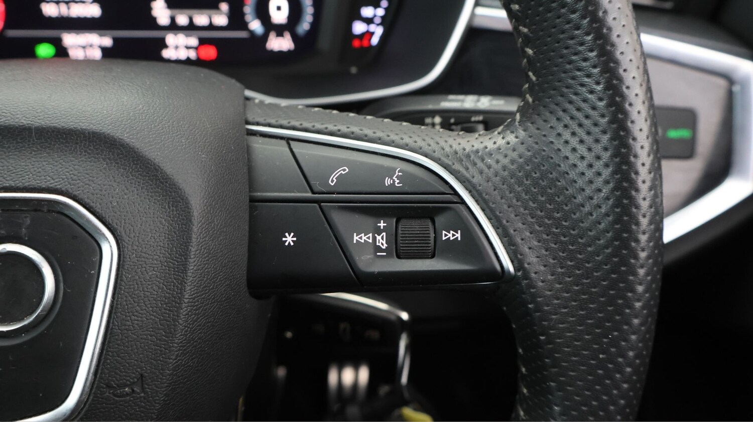 Used Audi Q3 for sale - 77181981: Photo 24