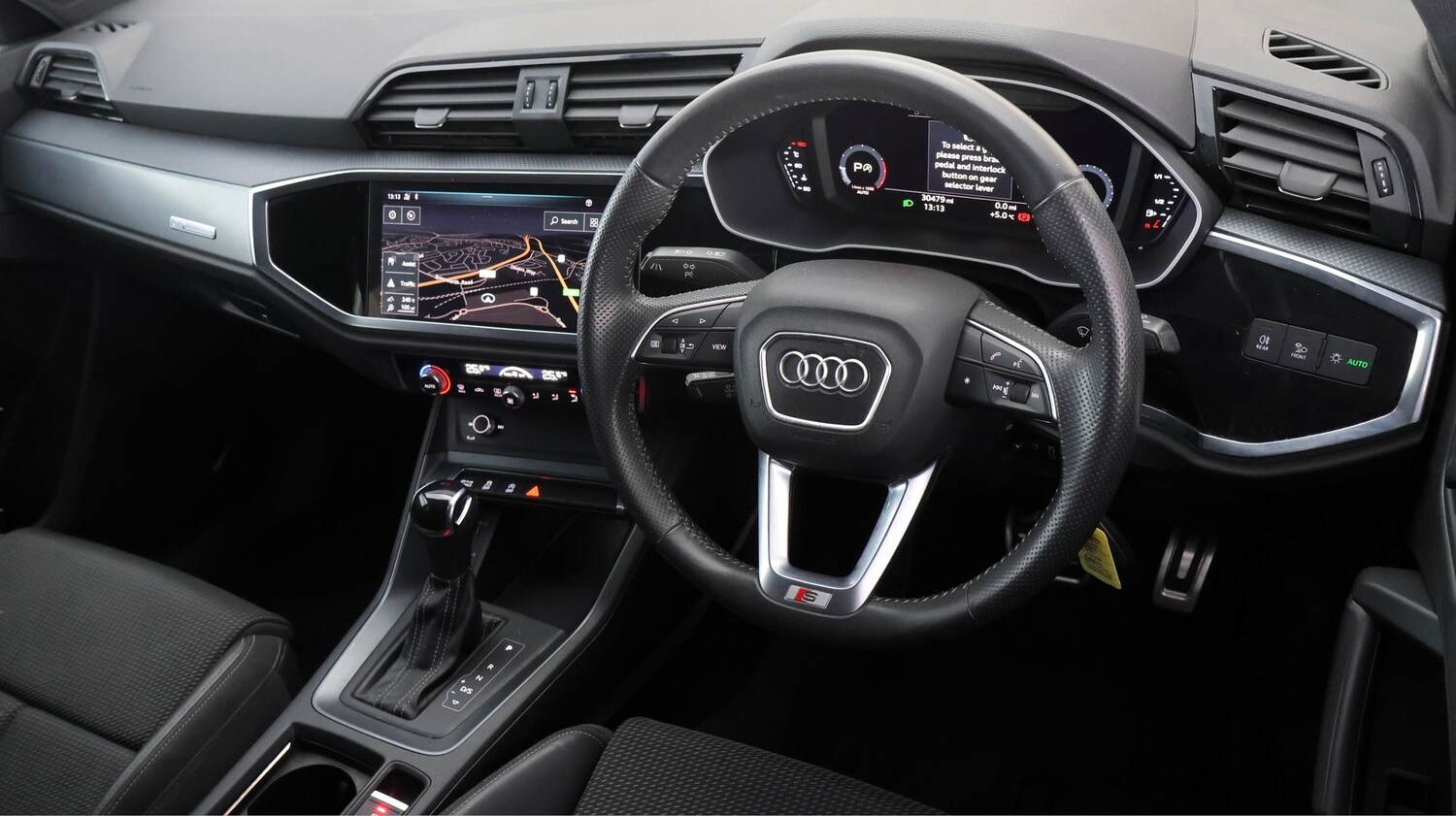 Used Audi Q3 for sale - 77181981: Photo 9
