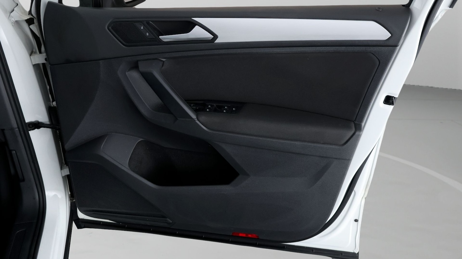 Used Volkswagen Tiguan for sale - 77349770: Photo 14