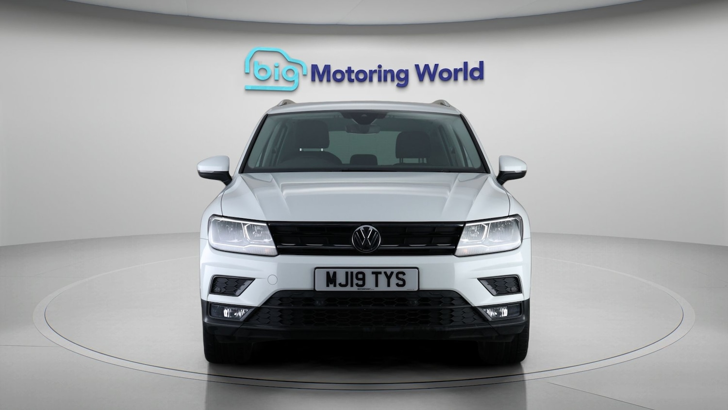 Used Volkswagen Tiguan for sale - 77349770: Photo 2