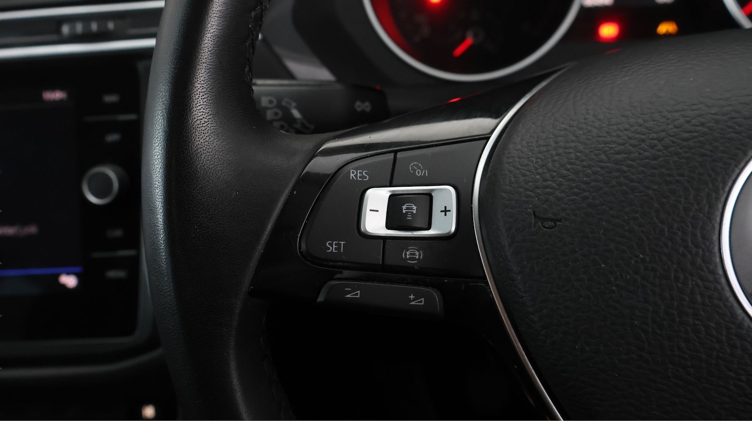 Used Volkswagen Tiguan for sale - 77349770: Photo 21