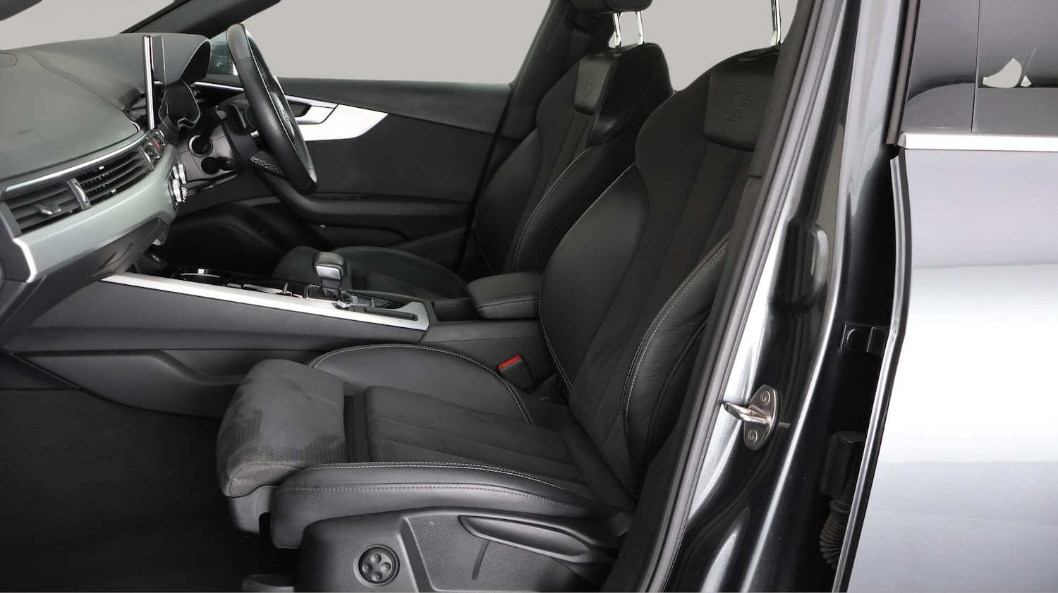 Used Audi A4 Avant 2021 for sale - 76167508: Photo 14