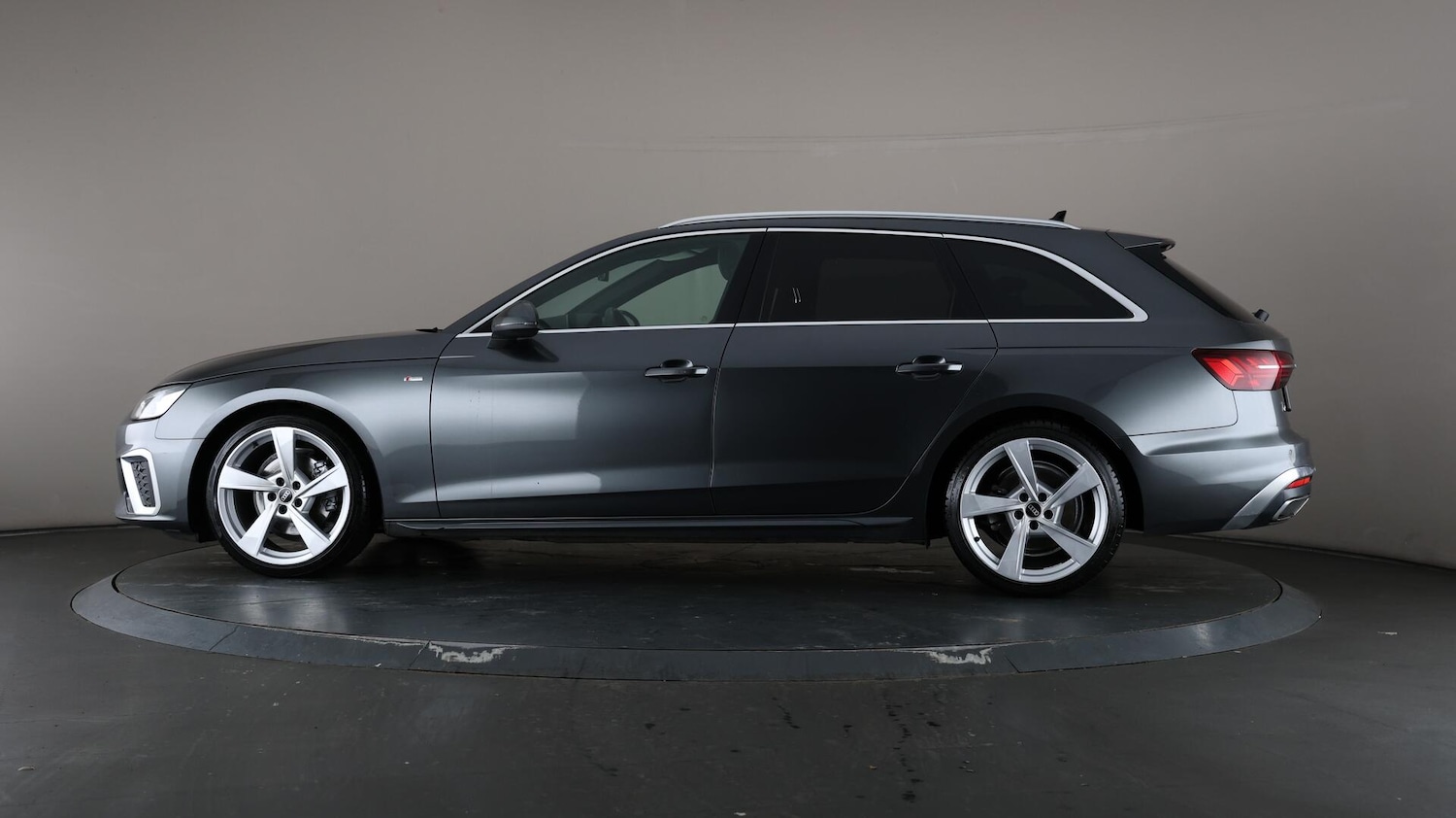 Used Audi A4 Avant 2021 for sale - 76167508: Photo 37