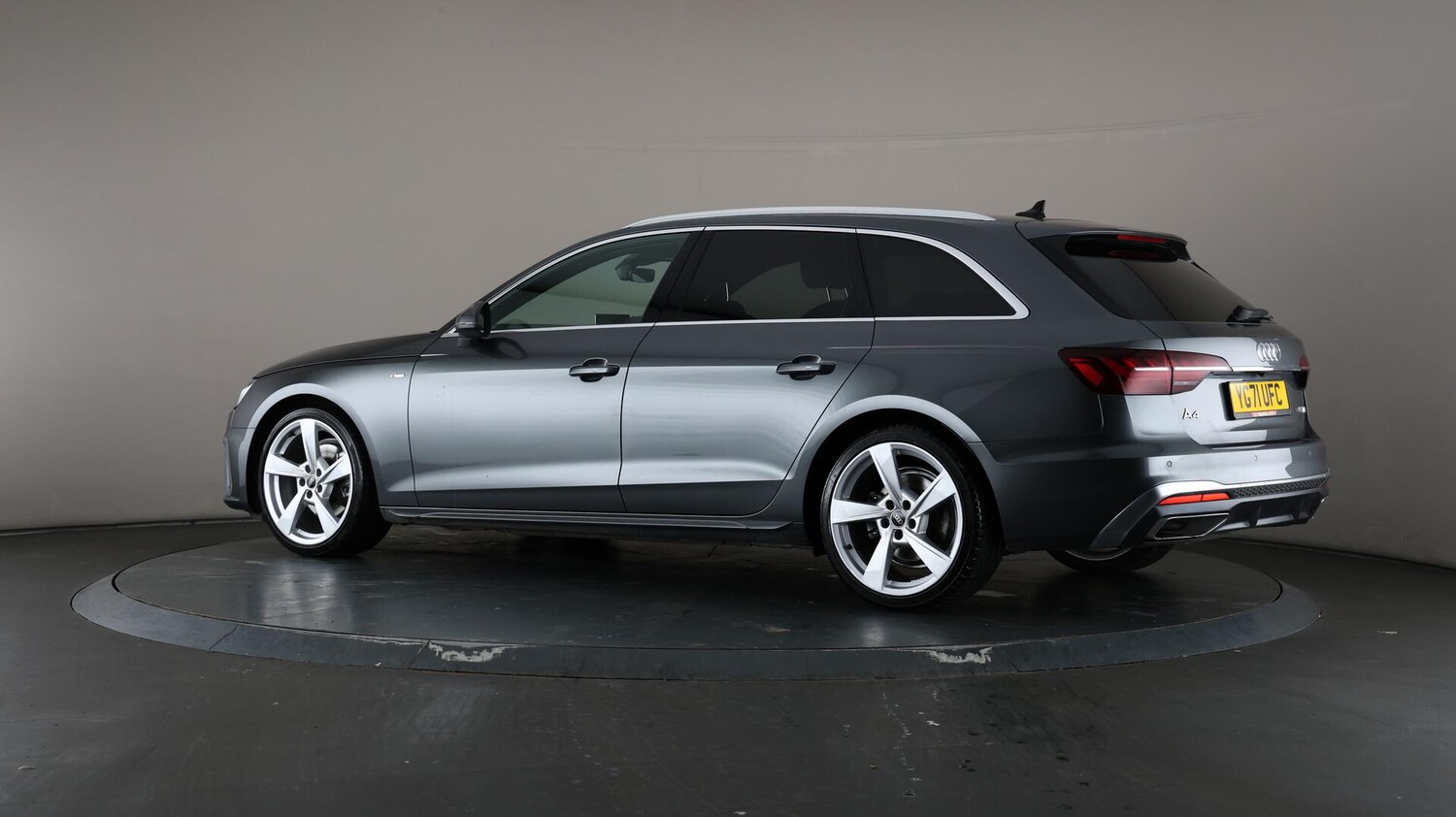 Used Audi A4 Avant 2021 for sale - 76167508: Photo 76