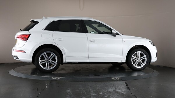 Used Audi Q5 2019 for sale - 76138503: Photo 63