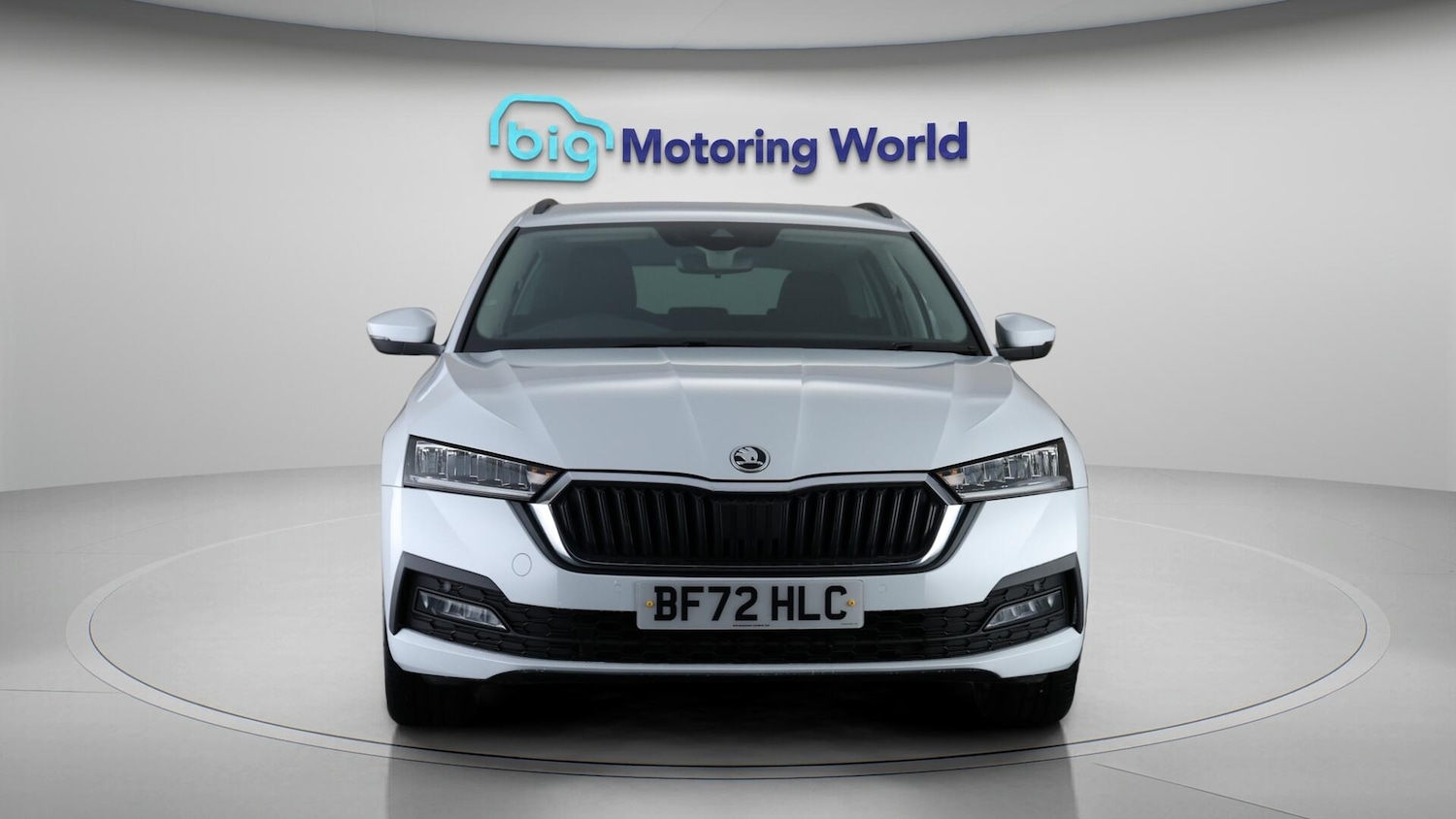 Used Skoda Octavia 2022 for sale - 76484856: Photo 2
