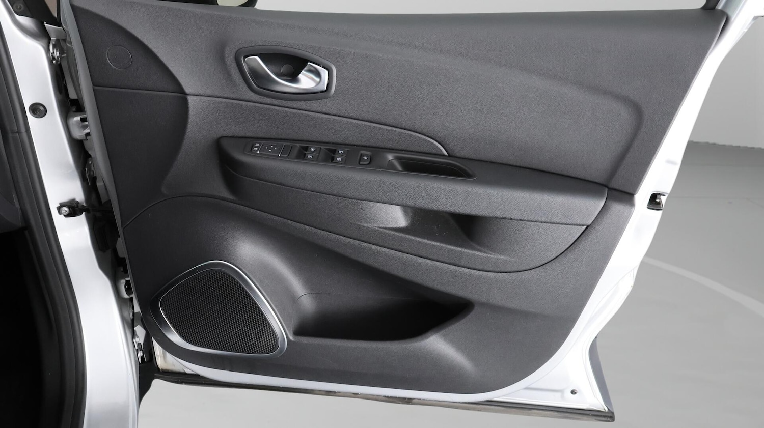 Used Renault Captur 2018 for sale - 76742360: Photo 16