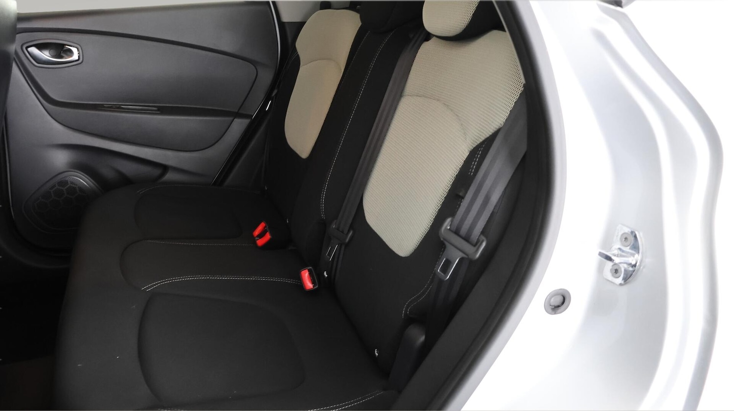 Used Renault Captur 2018 for sale - 76742360: Photo 17