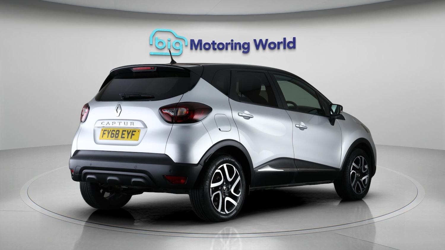 Used Renault Captur 2018 for sale - 76742360: Photo 8