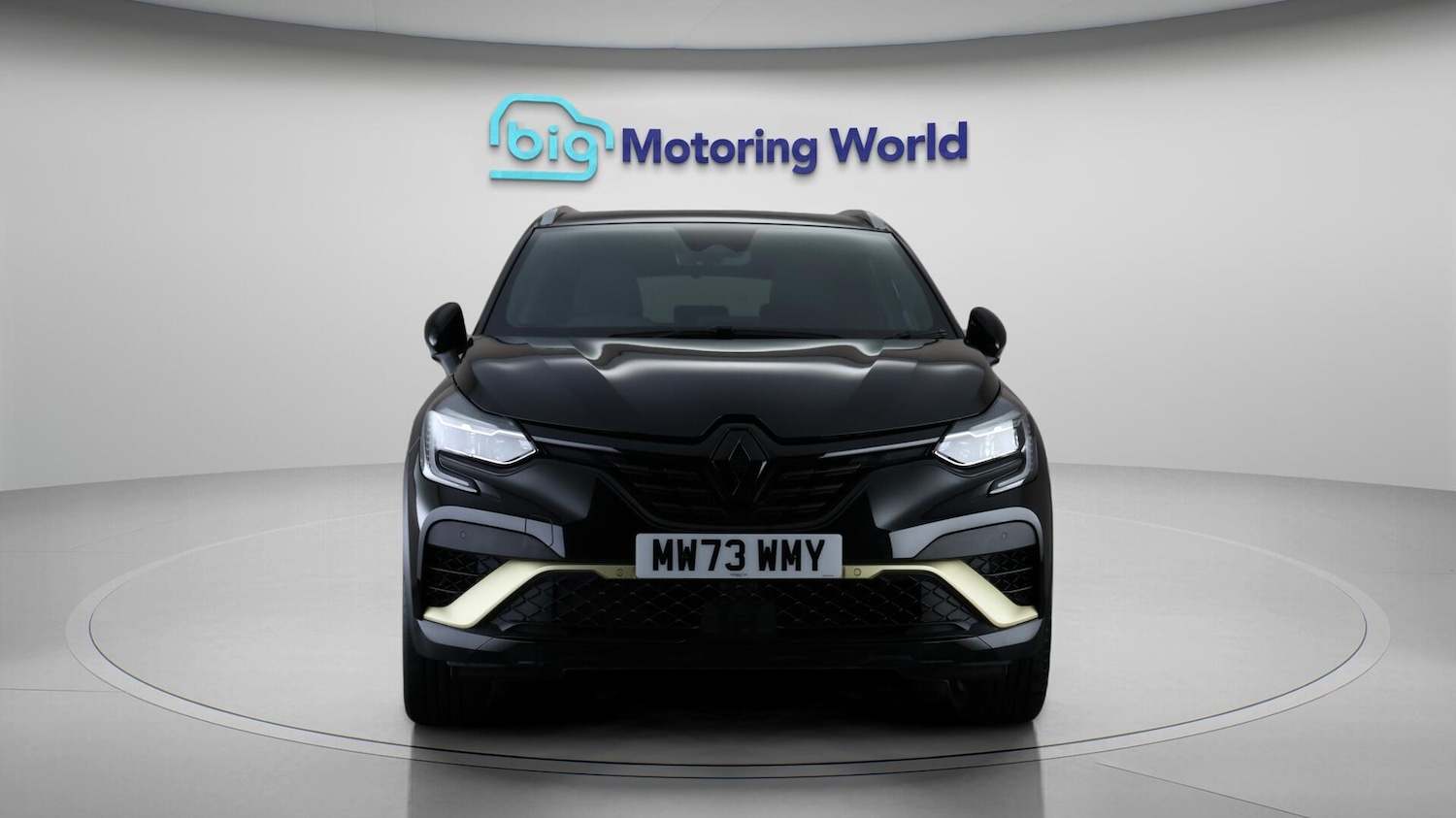 Used Renault Captur 2023 for sale - 76485863: Photo 2