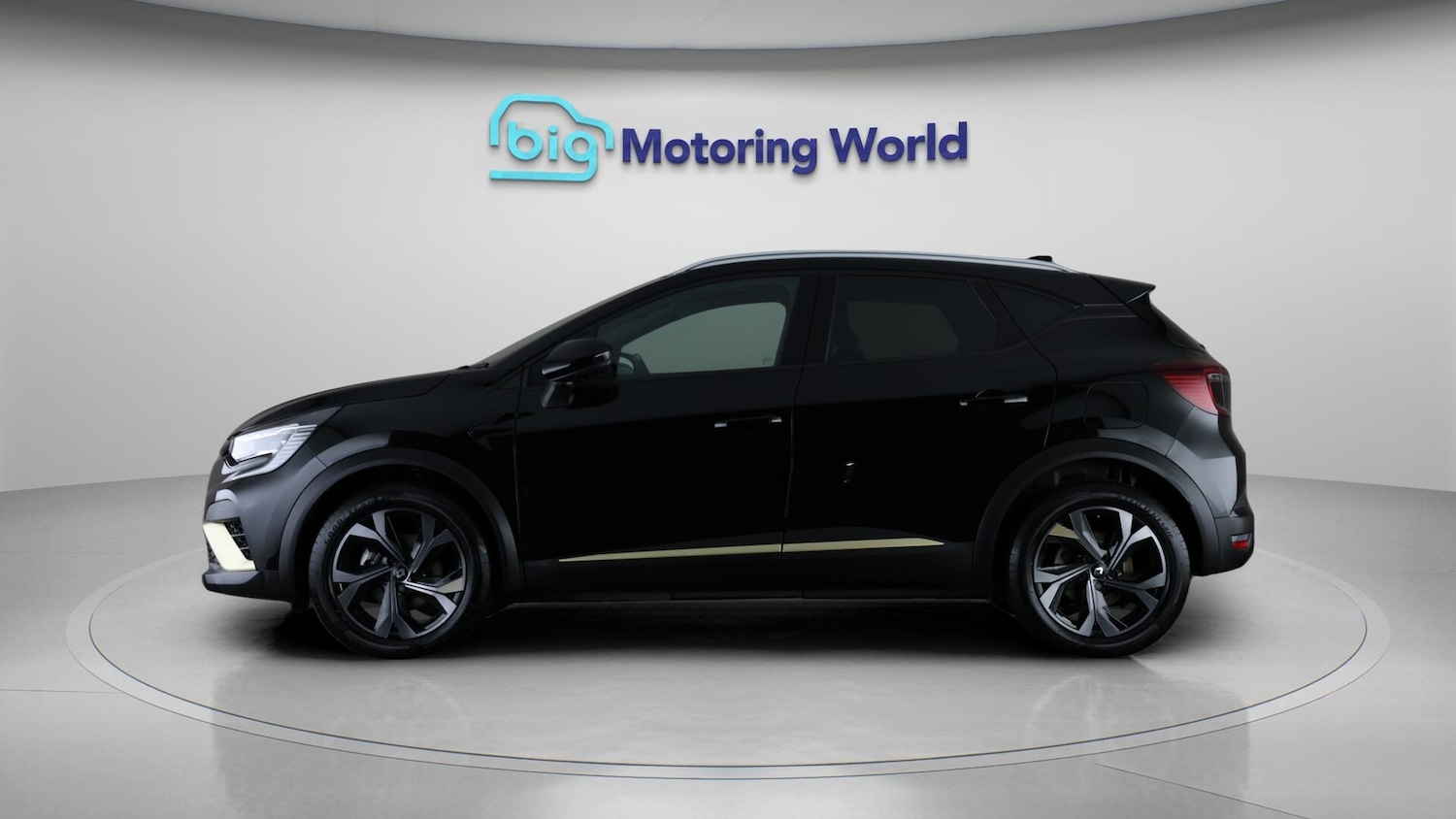 Used Renault Captur 2023 for sale - 76485863: Photo 4