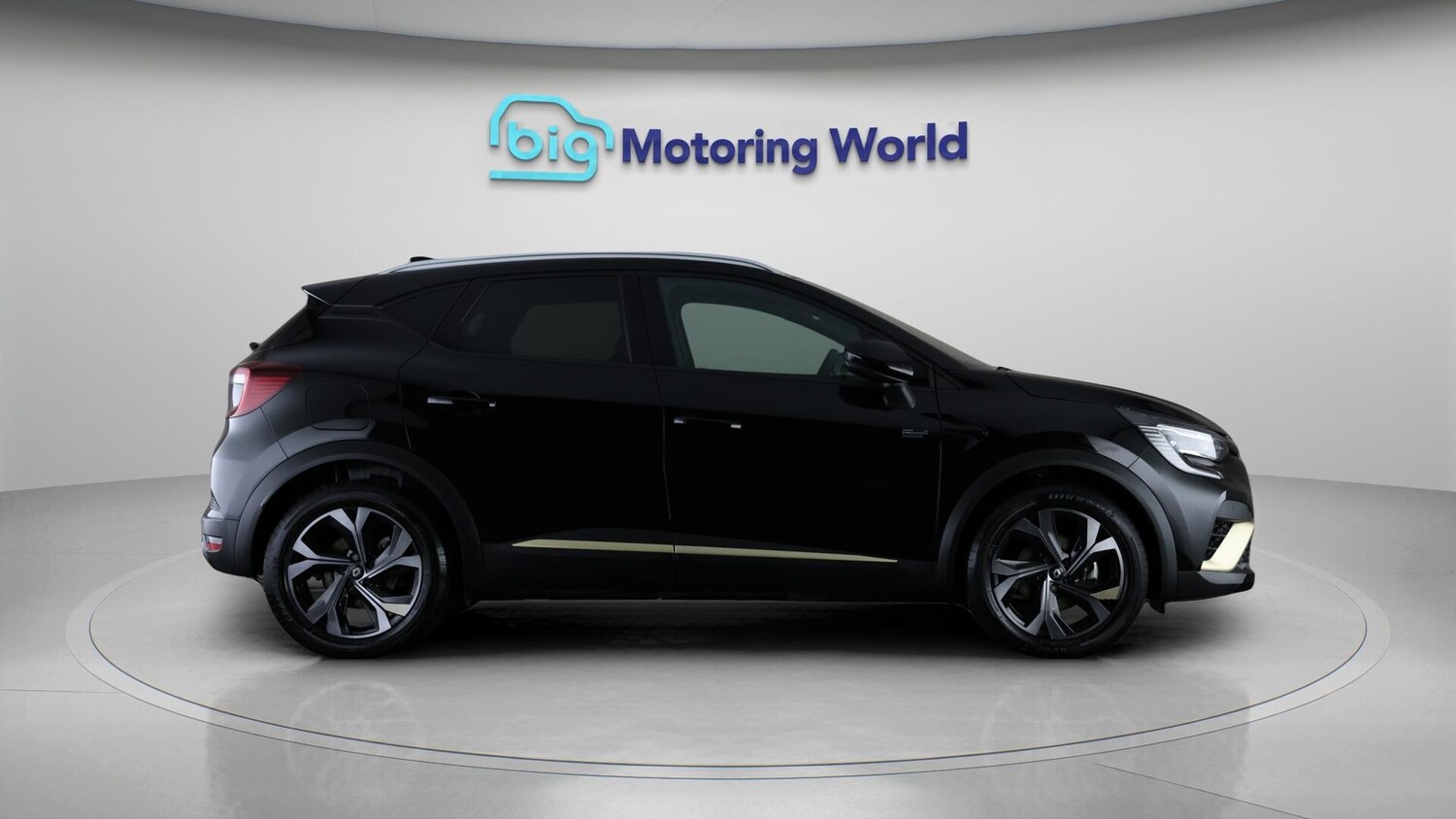 Used Renault Captur 2023 for sale - 76485863: Photo 8