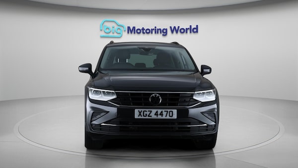 Used Volkswagen Tiguan 2022 for sale - 75669221: Photo 2