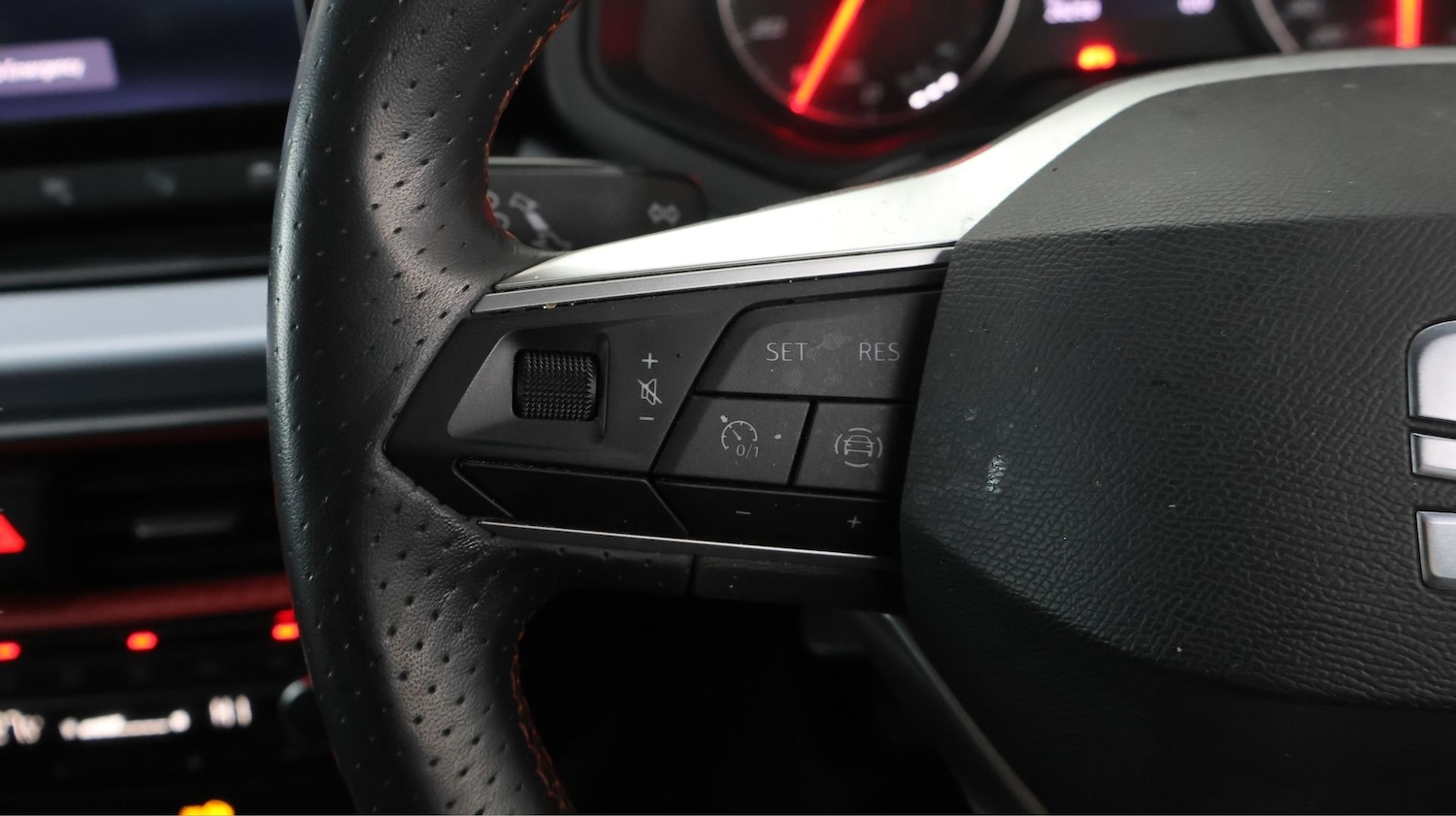 Used SEAT Arona 2023 for sale - 78048390: Photo 22