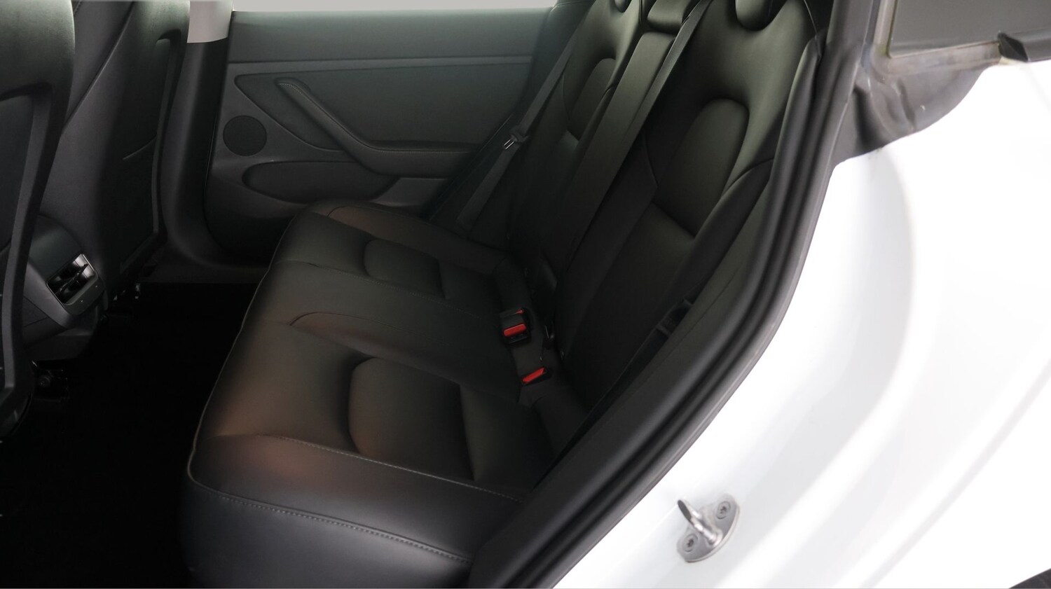 Used Tesla Model 3 2021 for sale - 77350264: Photo 16