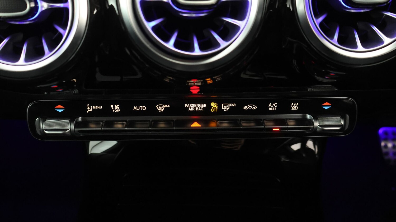 Used Mercedes-Benz A-Class 2022 for sale - 77675807: Photo 11