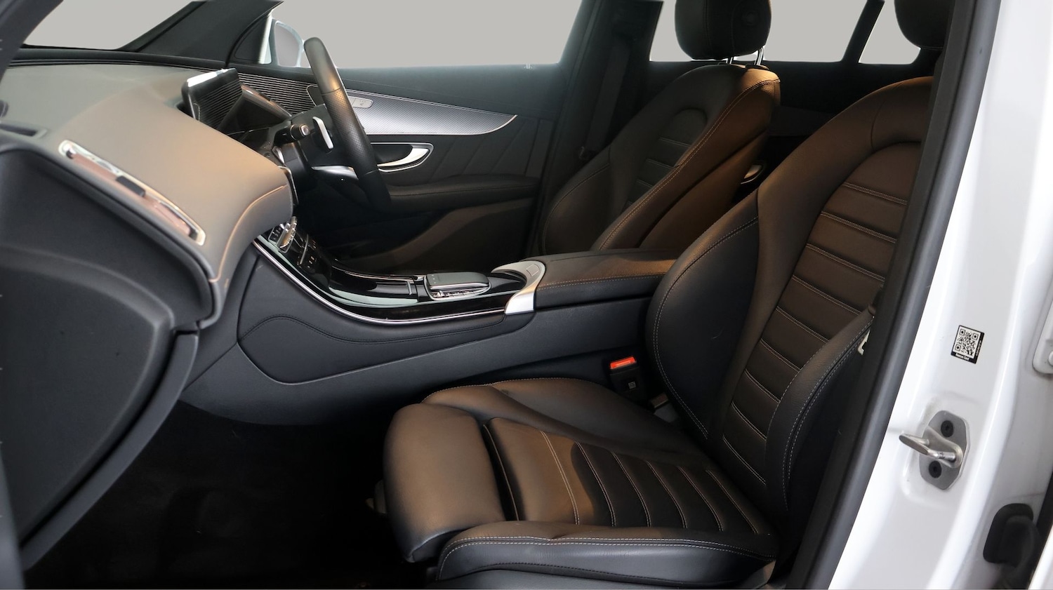 Used Mercedes-Benz EQC 2023 for sale - 77585343: Photo 14