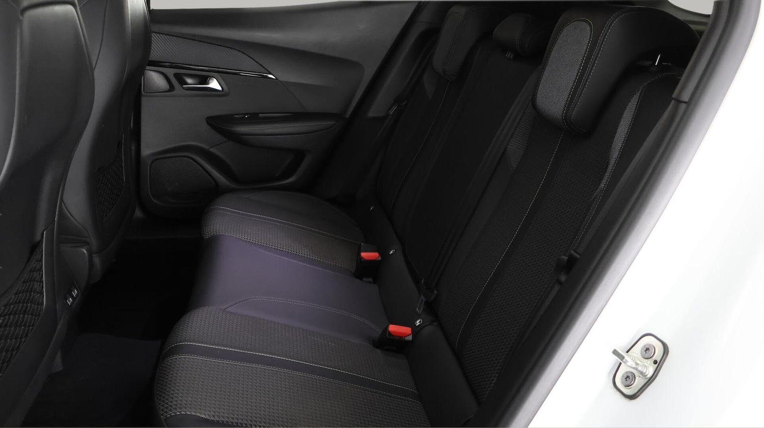 Used Peugeot 2008 2020 for sale - 76633377: Photo 17