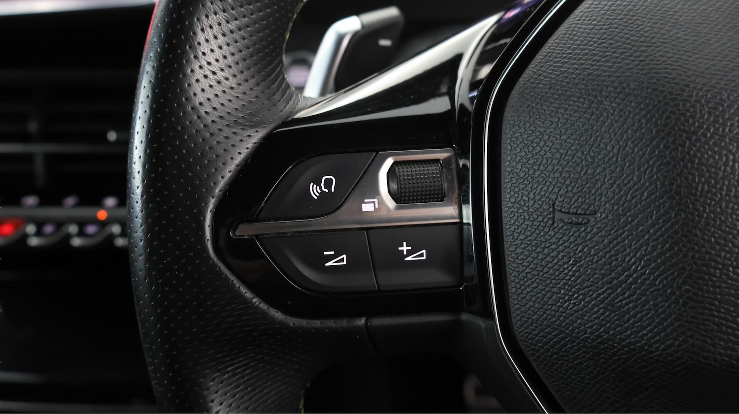 Used Peugeot 2008 2020 for sale - 76633377: Photo 24