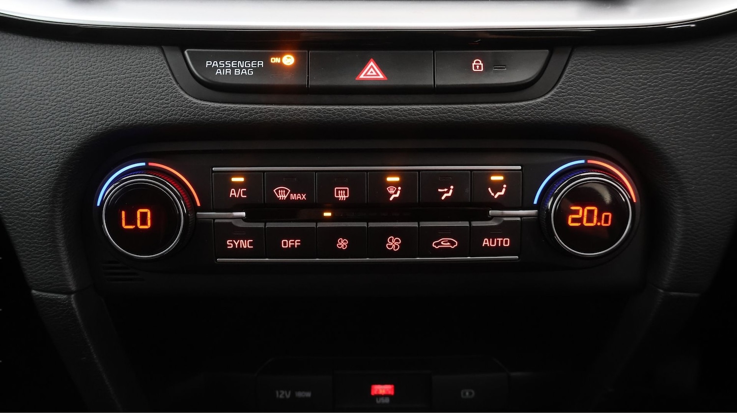 Used Kia Ceed for sale - 77721009: Photo 12