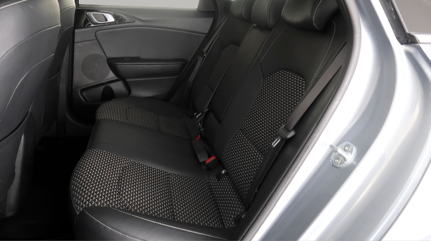 Used Kia Ceed for sale - 77721009: Photo 16