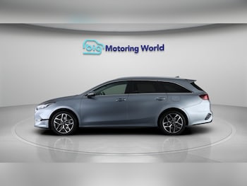 Used Kia Ceed 2022 for sale - 77721009: Photo