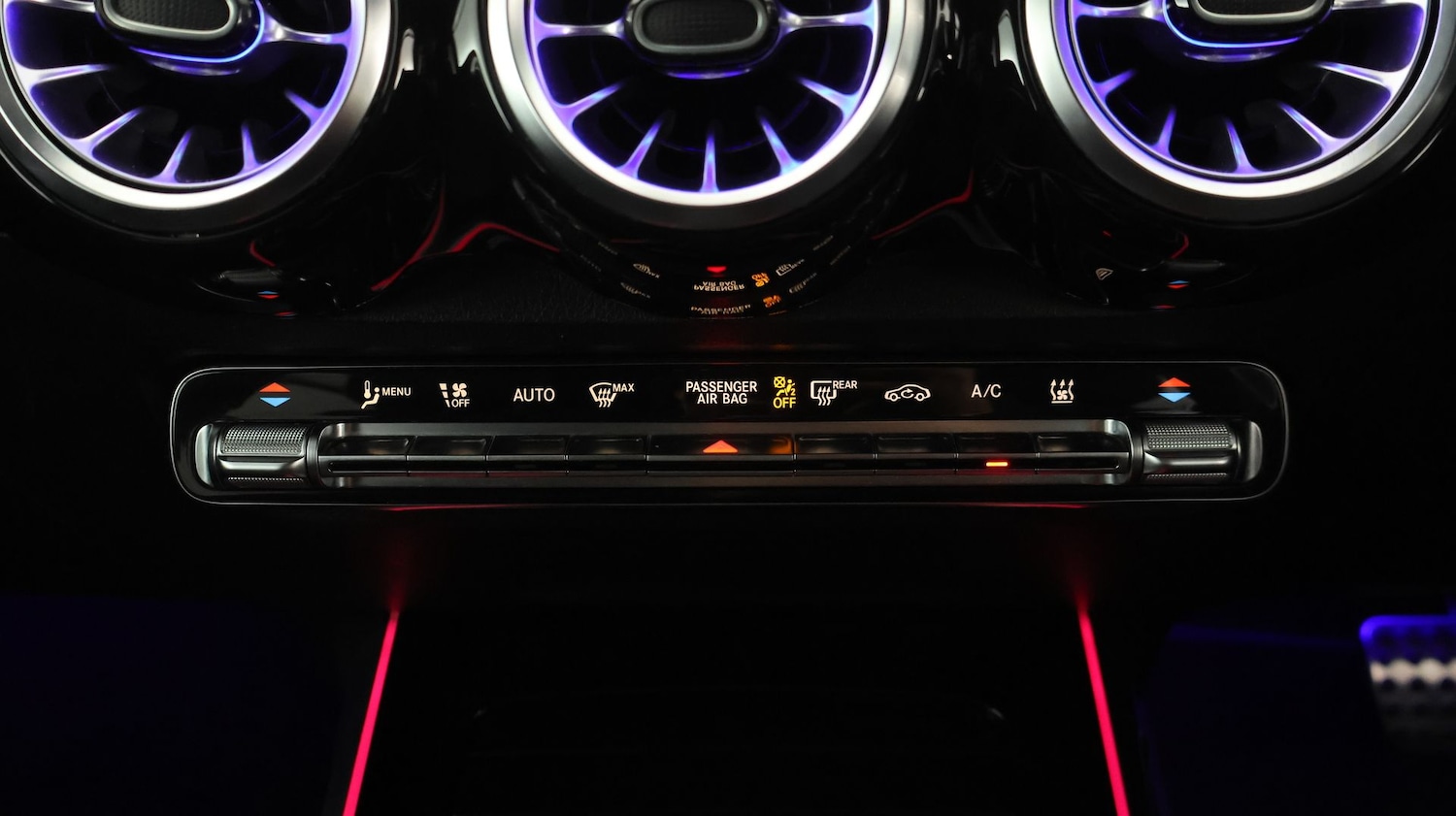 Used Mercedes-Benz EQB 2023 for sale - 78121749: Photo 12