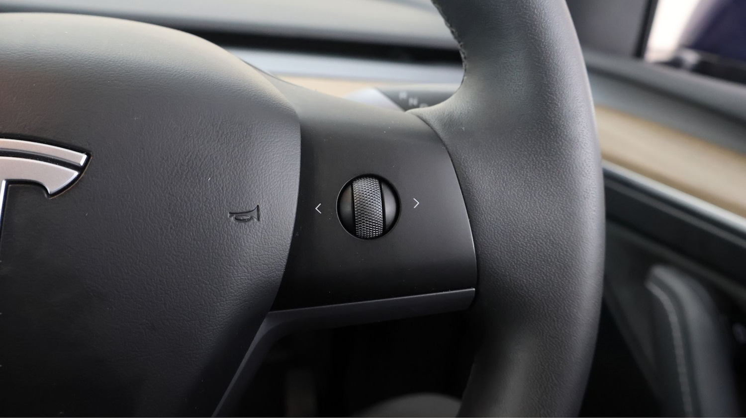 Used Tesla Model Y 2024 for sale - 77418165: Photo 24