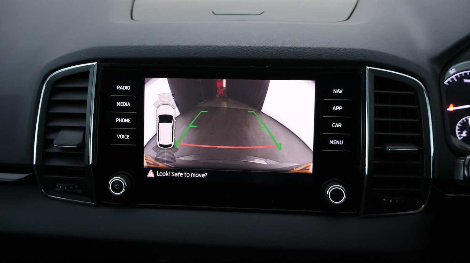 Used Skoda Karoq 2019 for sale - 76498898: Photo 22