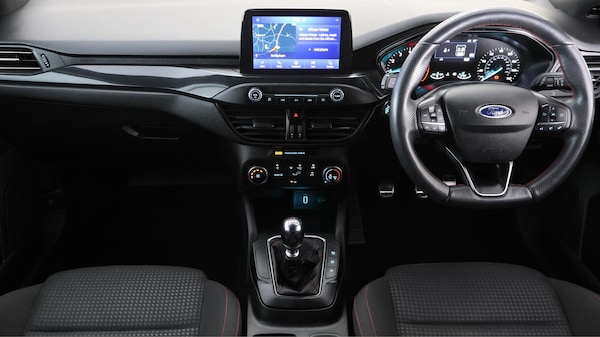 Used Ford Focus 2020 for sale - 76317936: Photo 14