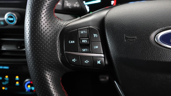 Used Ford Focus 2020 for sale - 76317936: Photo 23