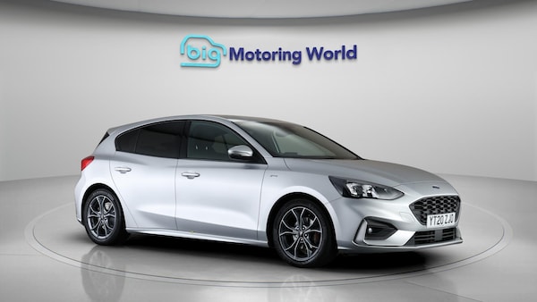 Used Ford Focus 2020 for sale - 76317936: Photo 2