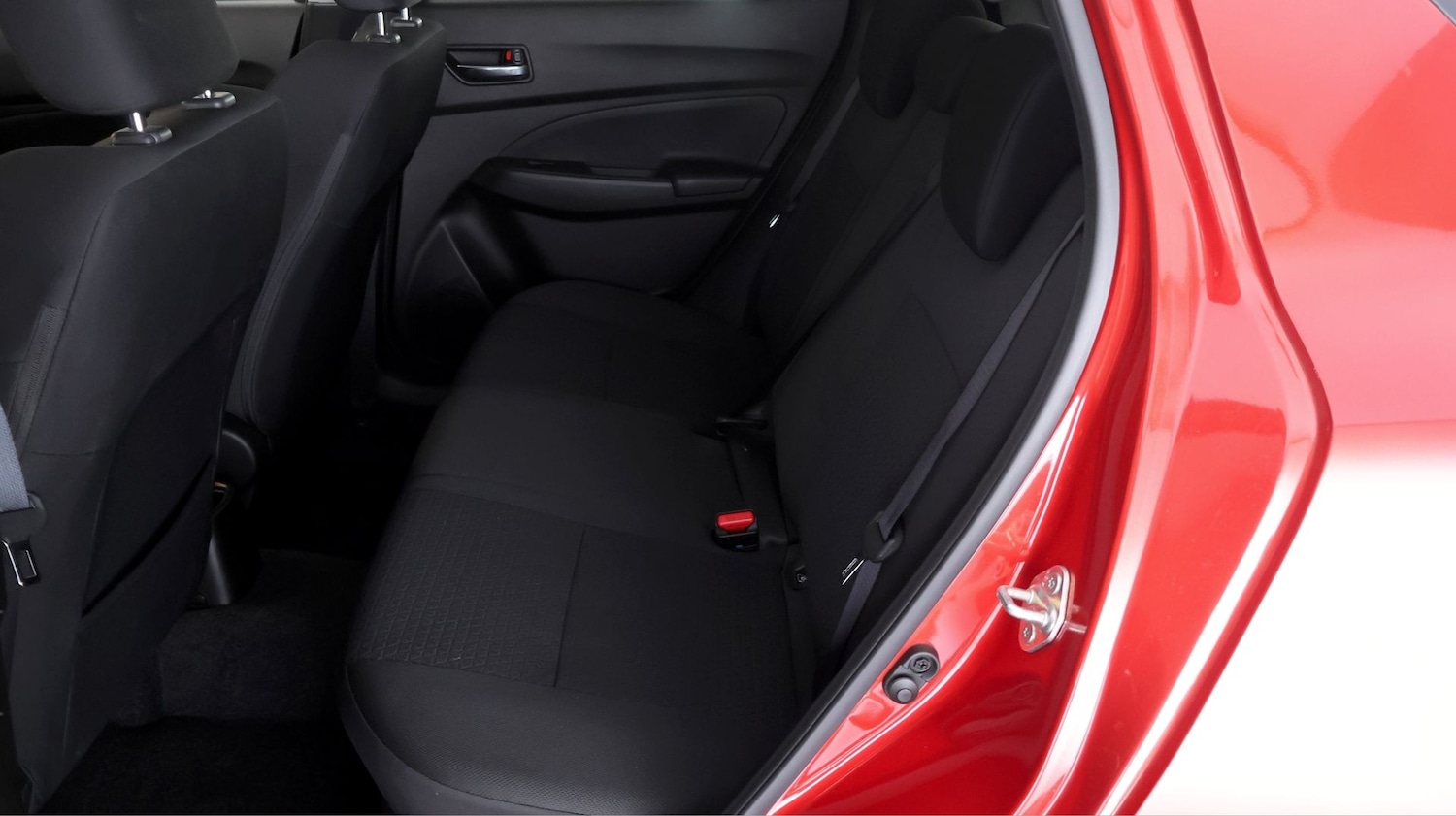 Used Suzuki Swift 2023 for sale - 77736992: Photo 15