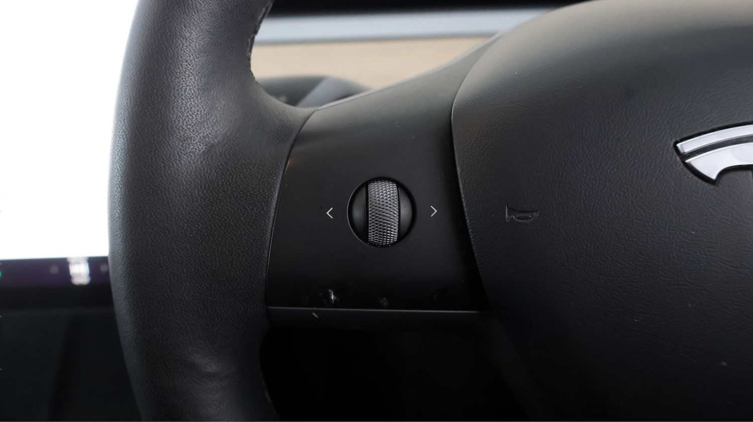 Used Tesla Model 3 2021 for sale - 77558440: Photo 22