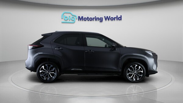Used Toyota Yaris Cross 2022 for sale - 76294503: Photo 9