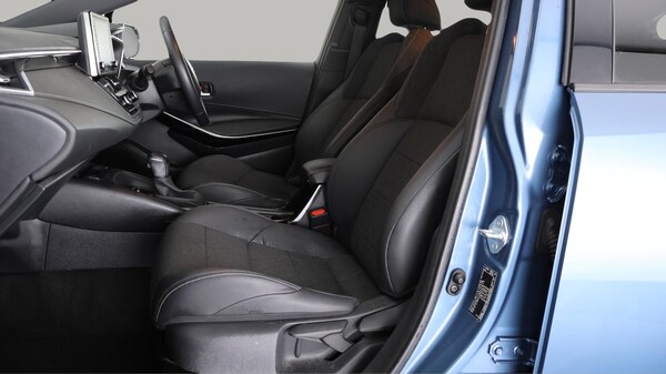 Used Toyota Corolla 2021 for sale - 76214935: Photo 15