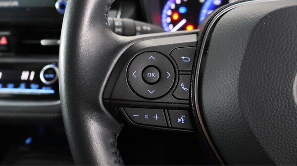 Used Toyota Corolla 2021 for sale - 76214935: Photo 23