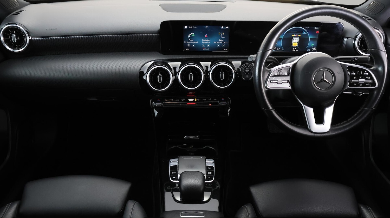 Used Mercedes-Benz A-Class 2018 for sale - 76380890: Photo 13