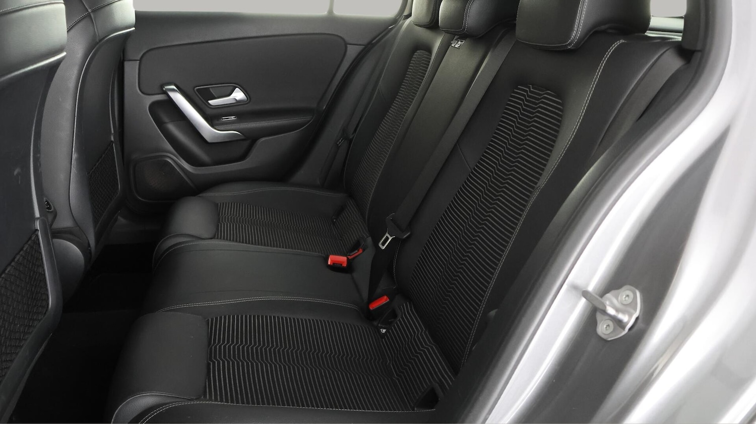 Used Mercedes-Benz A-Class 2018 for sale - 76380890: Photo 16