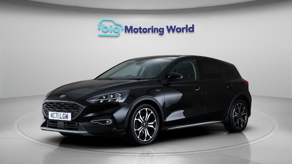 Used Ford Focus 2021 for sale - 76059519: Photo 3