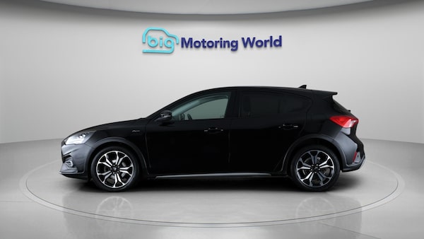Used Ford Focus 2021 for sale - 76059519: Photo 4