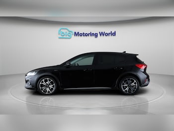 Used Ford Focus 2021 for sale - 76059519: Photo 4